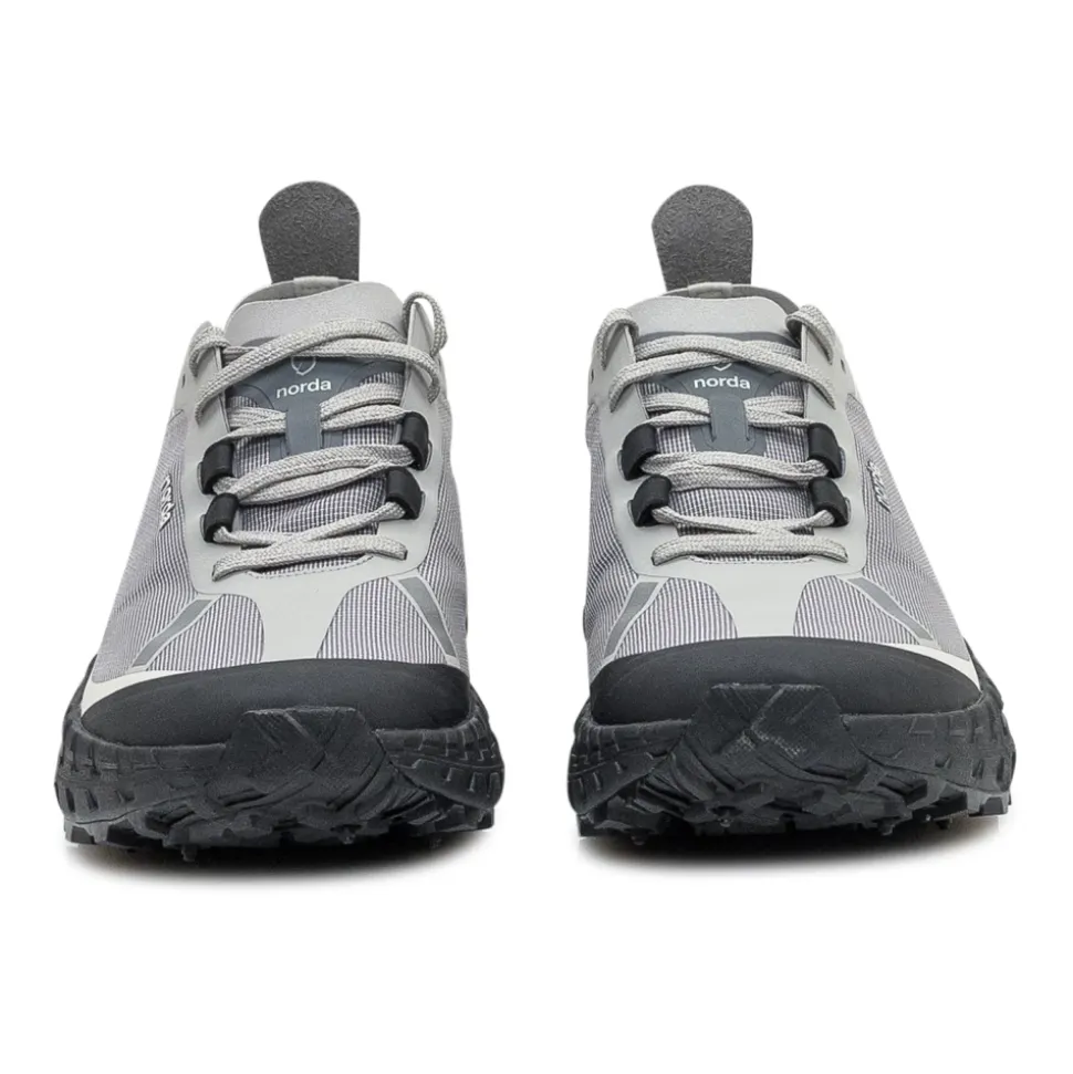 001A Sneaker