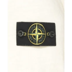 Białe T-shirty i Pola