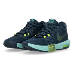 Buty do koszykówki LeBron Witness VIII
