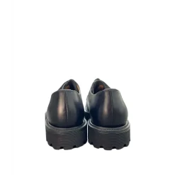 Buty na sznurówki
