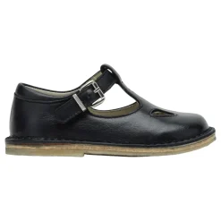 Buty z klamrą