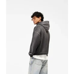 Cargada de amor Hoodie