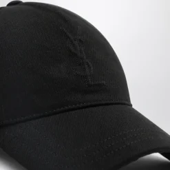 Cassandre Cap