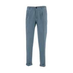 Chinos