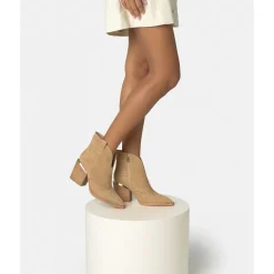 Cowbow Low Boot