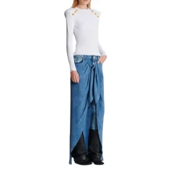 Dzianinowy sweter z detalami z guzików