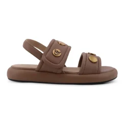 Fiona Sandal