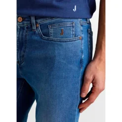 Jordan Slim Fit Jeans