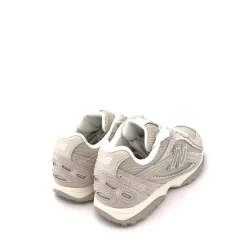 204L Sneakers