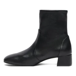 MAEVE BOOTIE