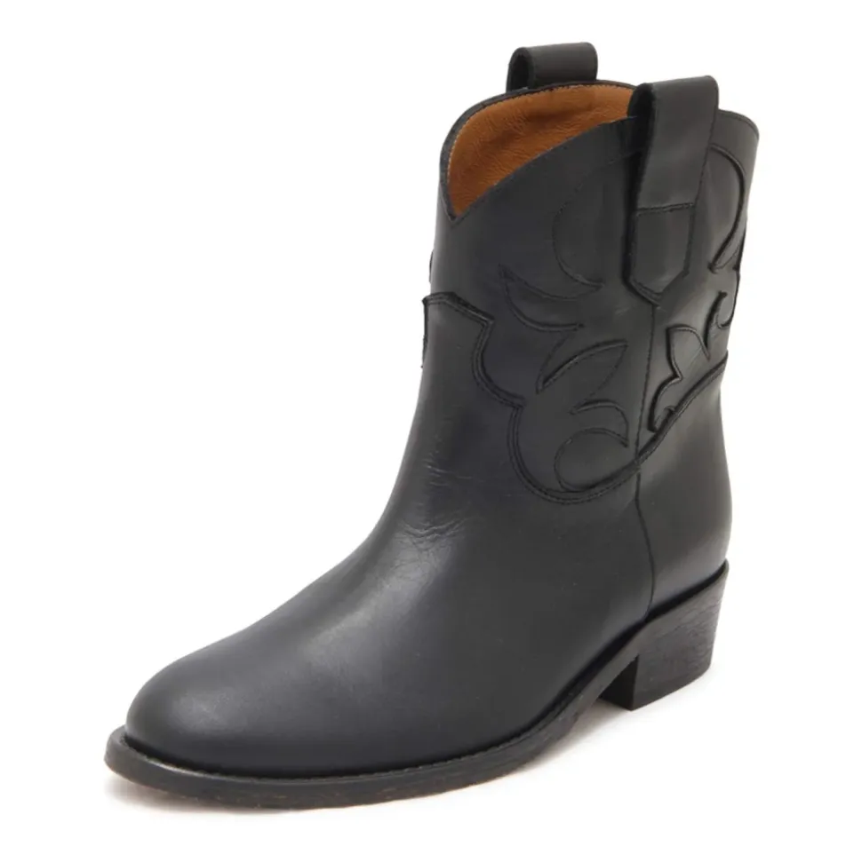 3942 Malibu Boot