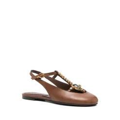 Niskie skórzane klapki Slingback z dżetami