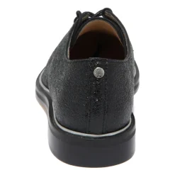 Płaskie skórzane buty z wiązaniem