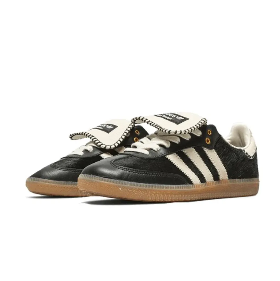 Pony Tonal Samba Core Czarny
