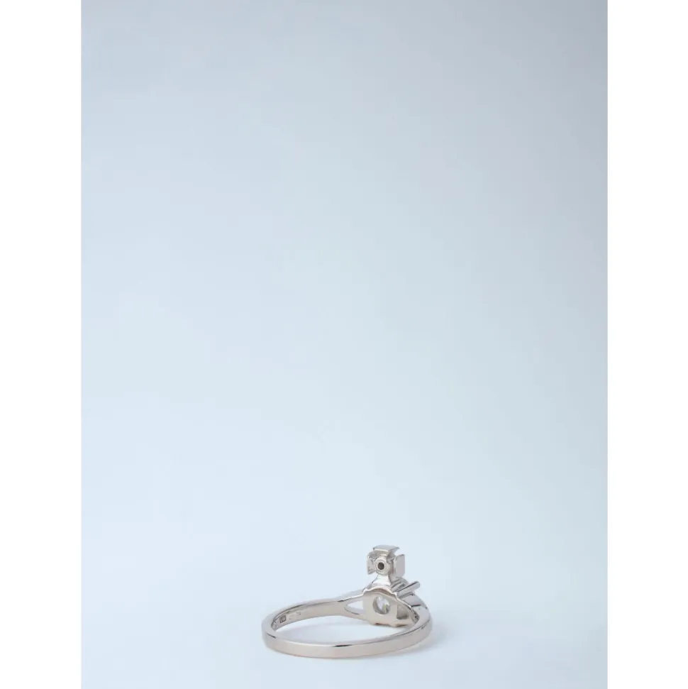 Reina Petite Ring