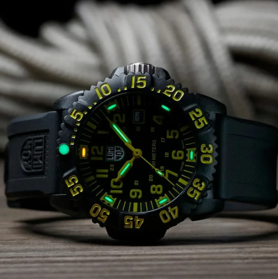 Sea Lion 44 mm 2050 Series