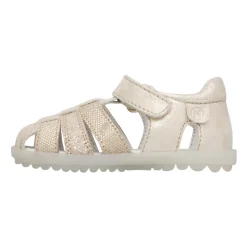 See Sandal