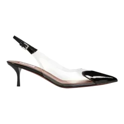 Slingbacki z sercem z lakierowanej skóry jagnięcej