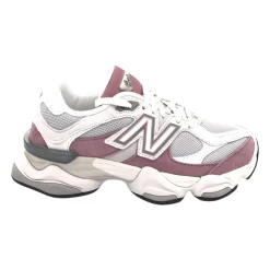9060 Sneakers