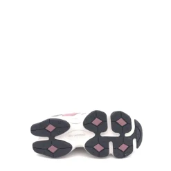 9060 Sneakers