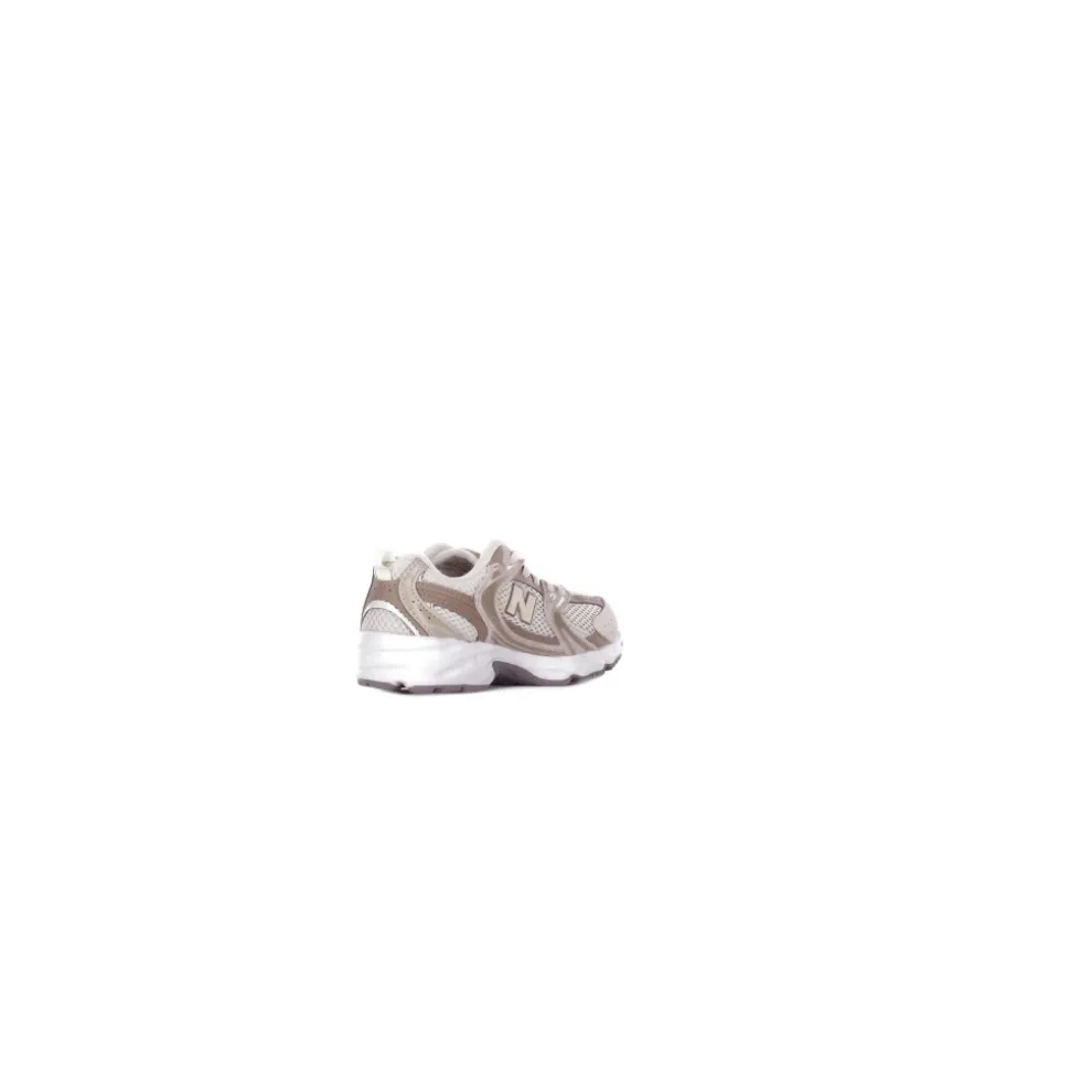 530 Sneakers