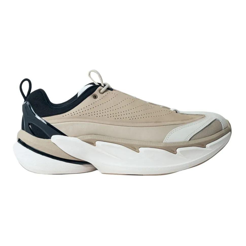 Sneakersy z nubukowej skóry na grubej podeszwie