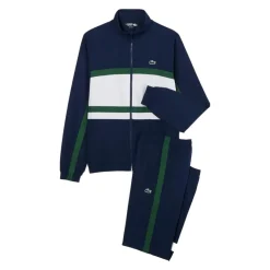 Sportowy dres z nadrukiem