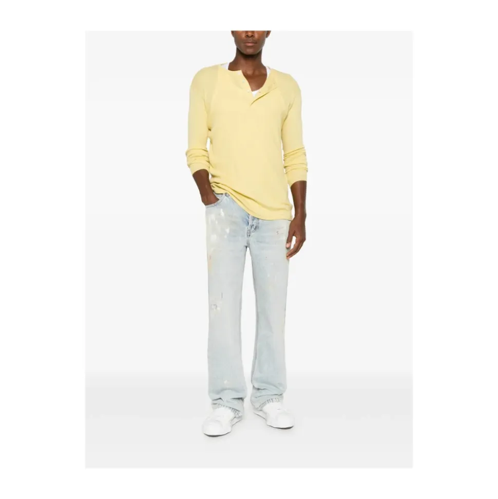 Straight Jeans