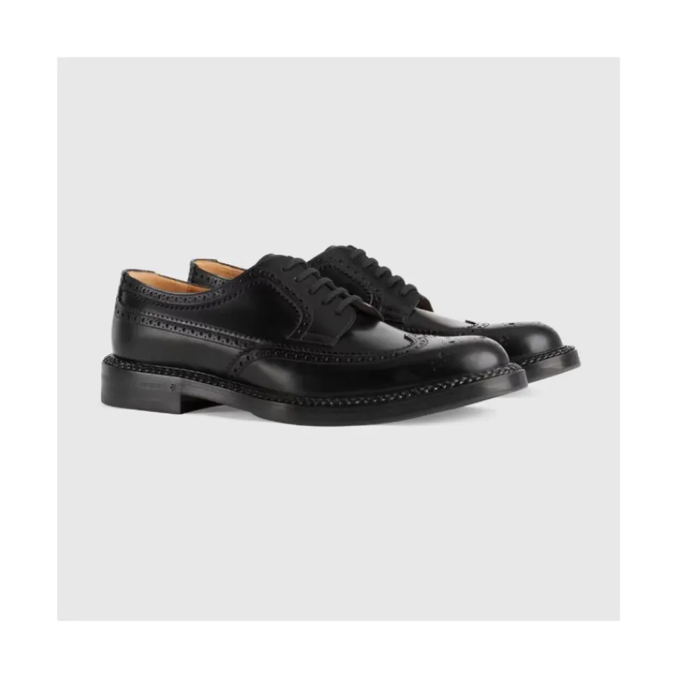 Sznurowane buty z detalami Brogue