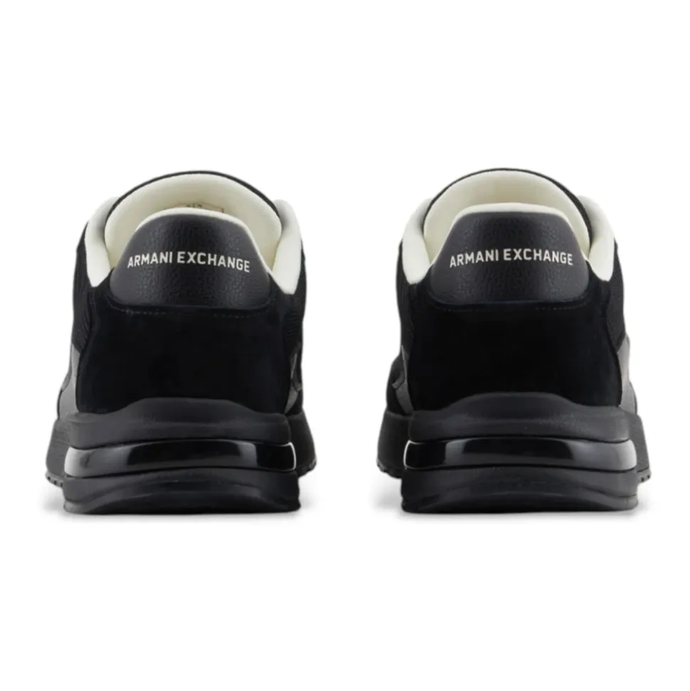 XUX240XV910 Sneakers